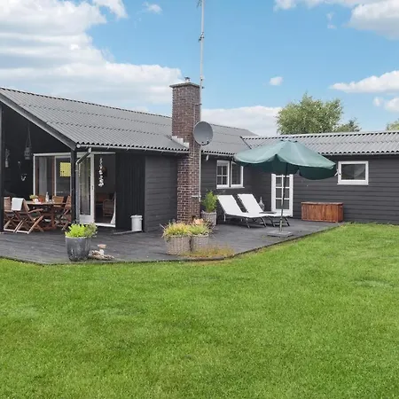 Nice Home In Idestrup With Wifi Bøtø By
