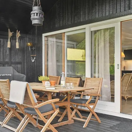 Nice Home In Idestrup With Wifi Feriehus *