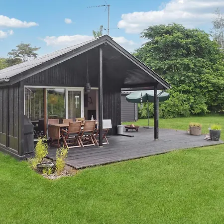 Nice Home In Idestrup With Wifi * Bøtø By